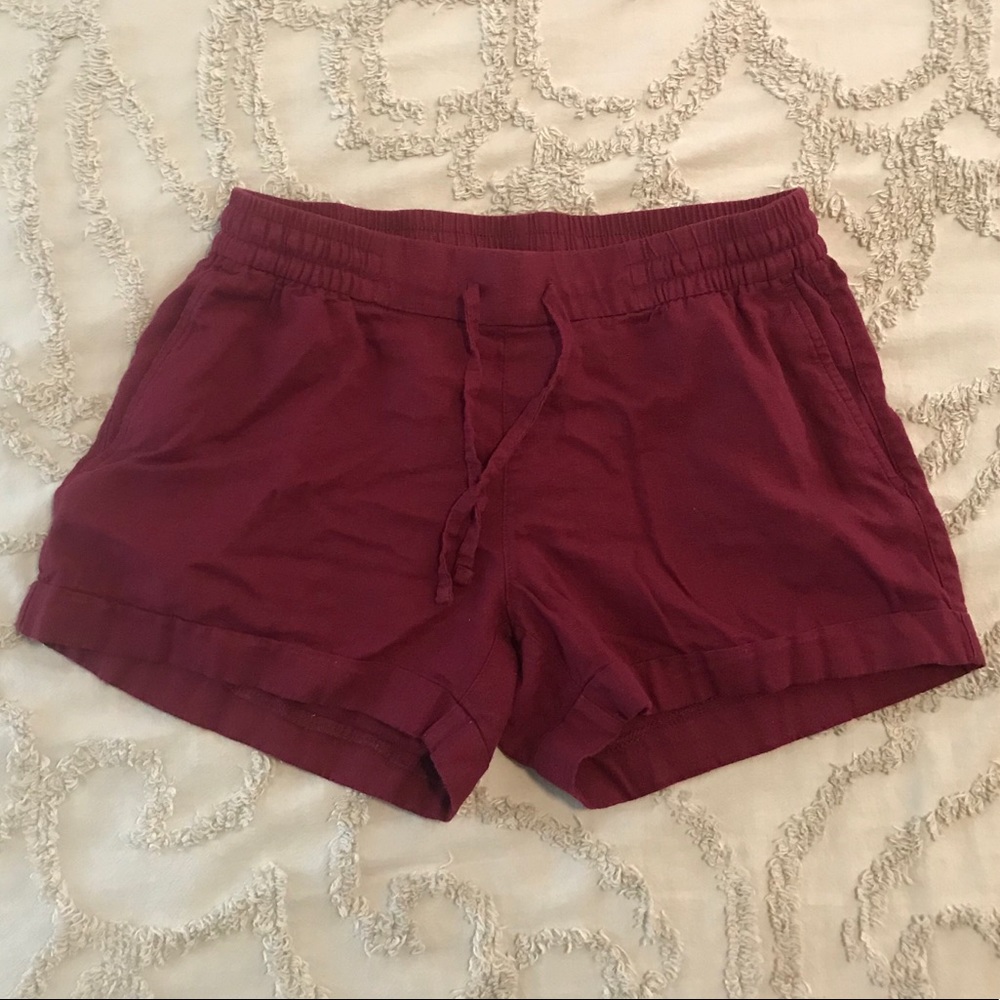 Old Navy Mid-Rise Linen Blend Shorts